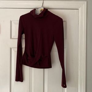 Lululemon long sleeved top